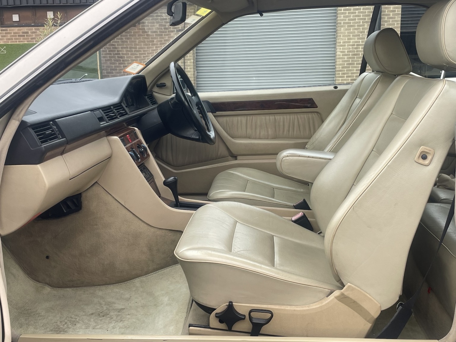 Used Mercedes-Benz 230 1991 for sale - 76794056: Photo 19