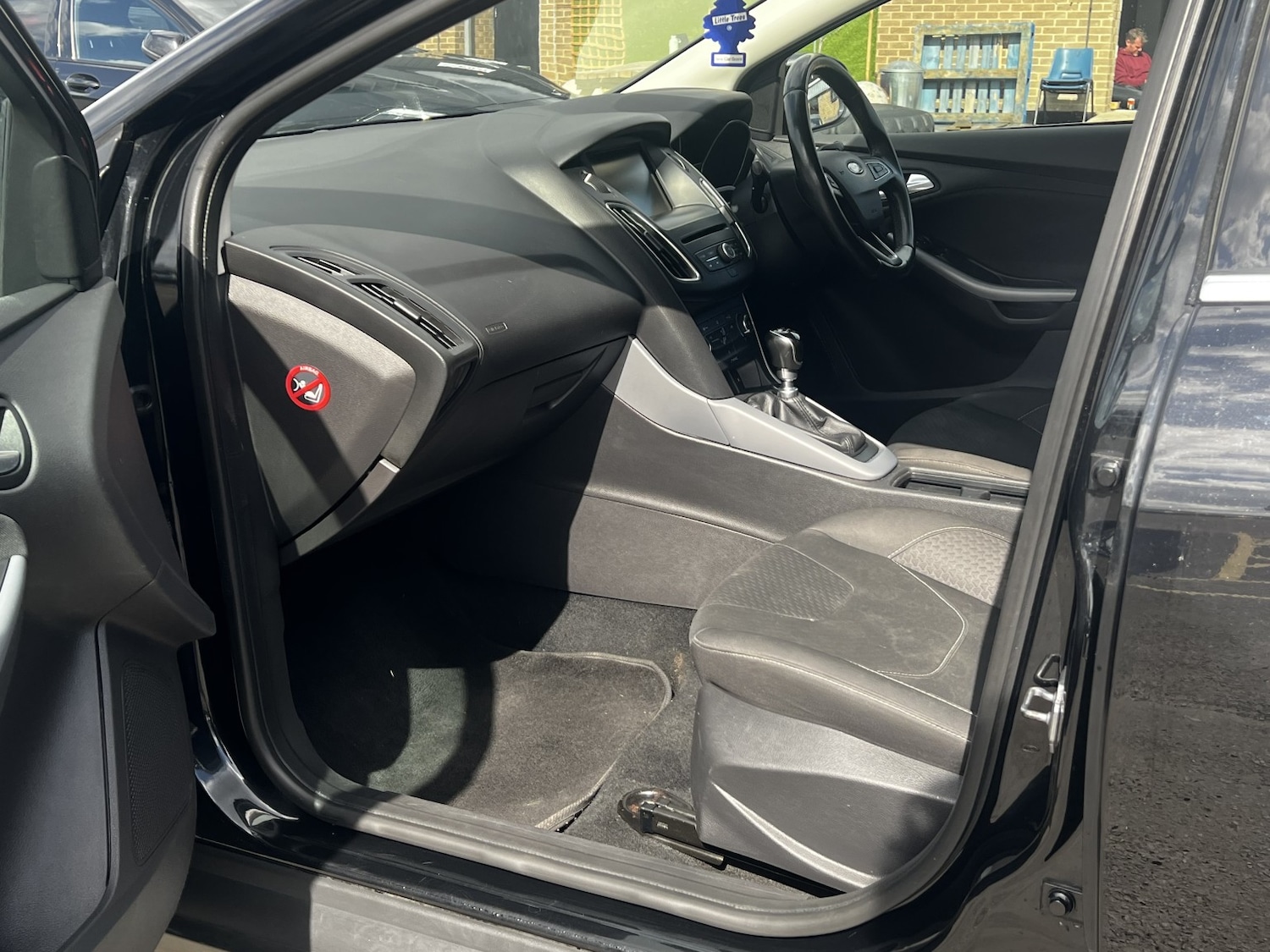 Used Ford Focus 2015 for sale - 78201902: Photo 9