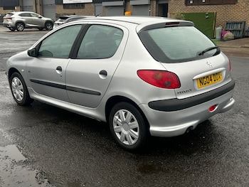Used Peugeot 206 2004 for sale - 77409493: Photo