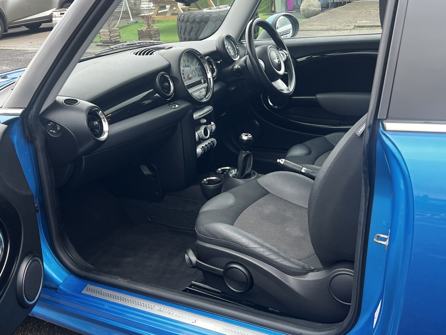 Used MINI Hatch 2010 for sale - 77494847: Photo 8