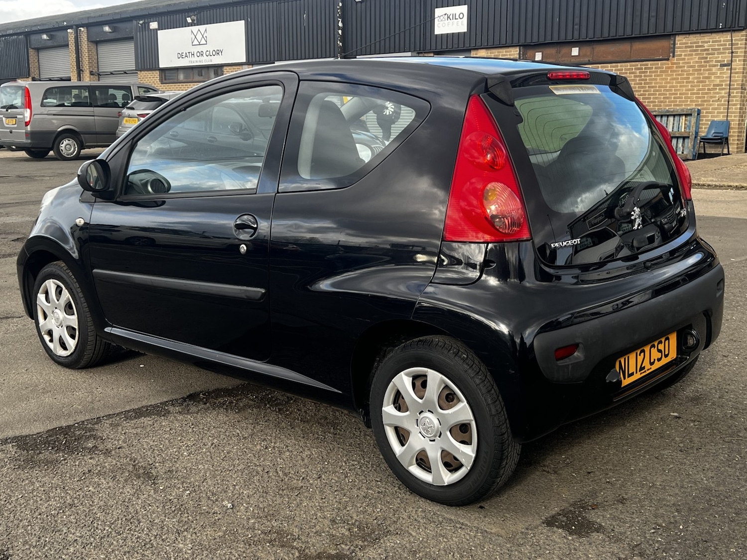 Used Peugeot 107 2012 for sale - 77694266: Photo 4