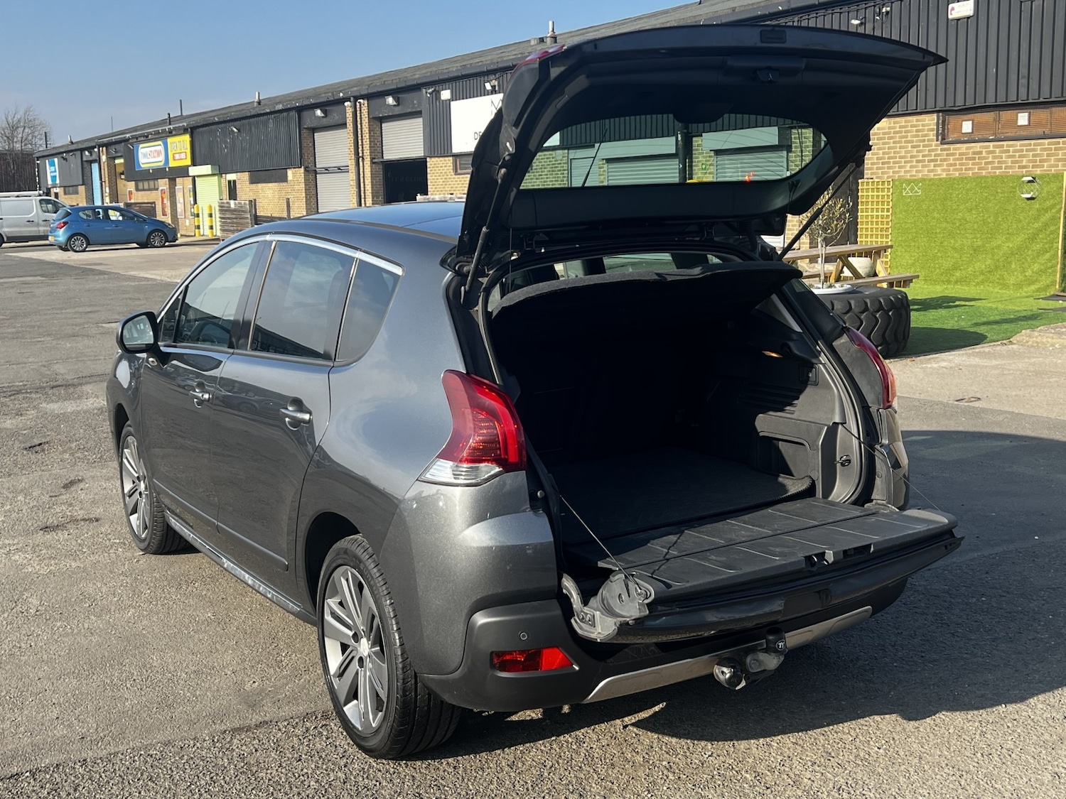 Used Peugeot 3008 2015 for sale - 77766328: Photo 13