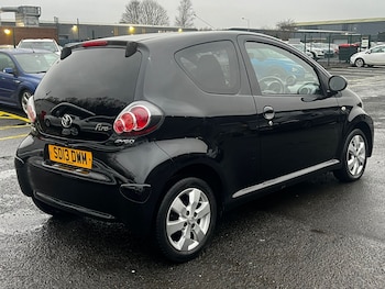 Used Toyota AYGO 2013 for sale - 77409548: Photo