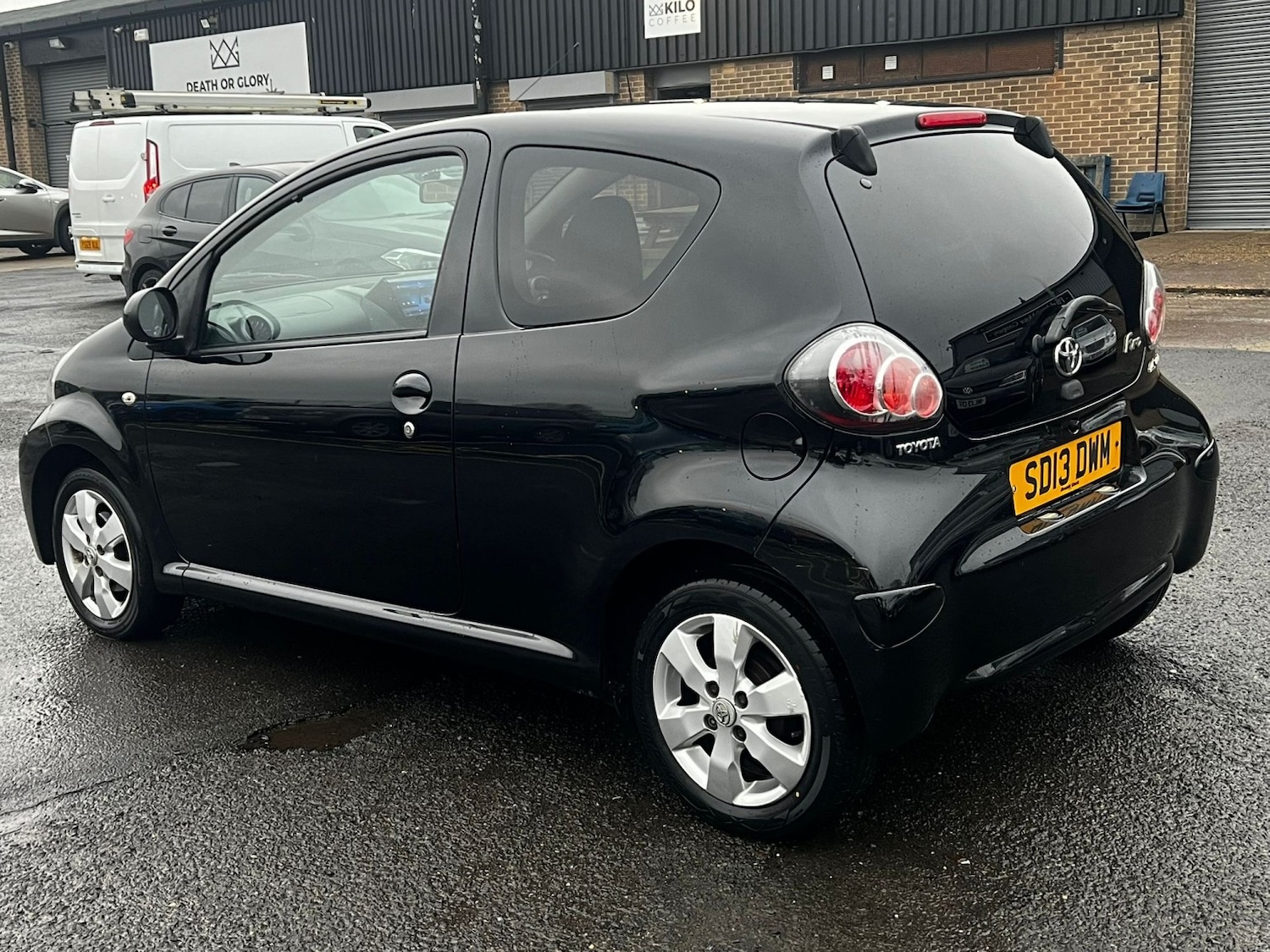 Used Toyota AYGO 2013 for sale - 77409548: Photo 4