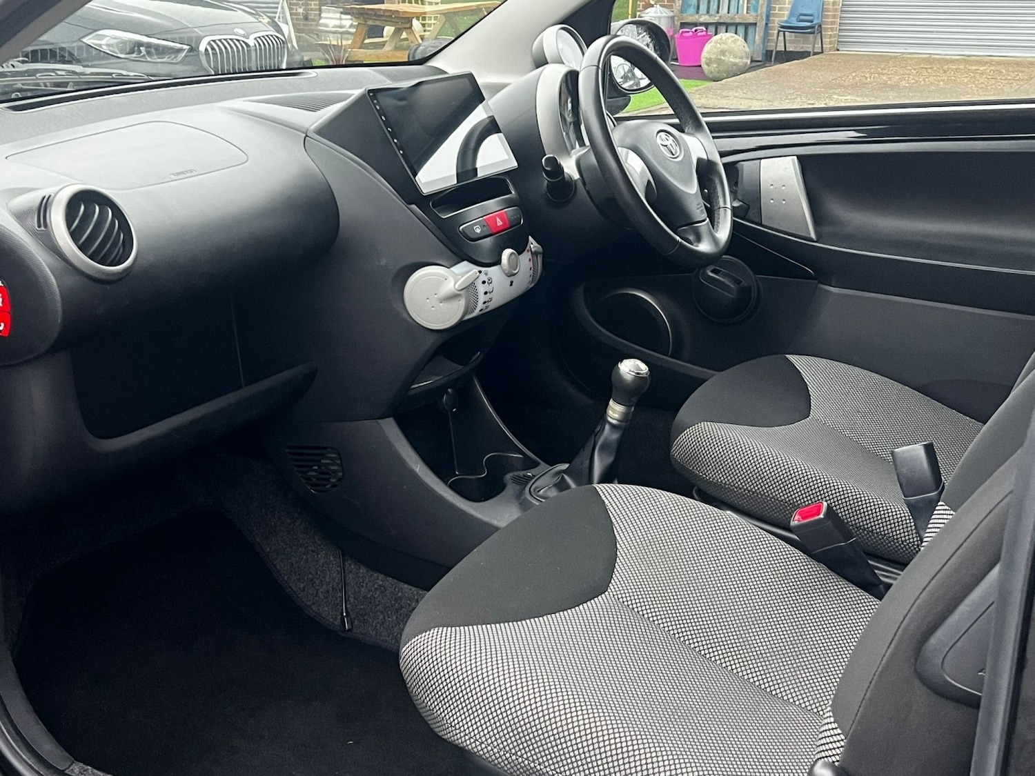Used Toyota AYGO 2013 for sale - 77409548: Photo 5