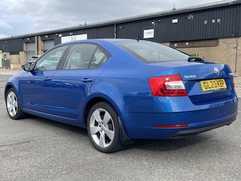 Used Skoda Octavia 2020 for sale - 76198242: Photo