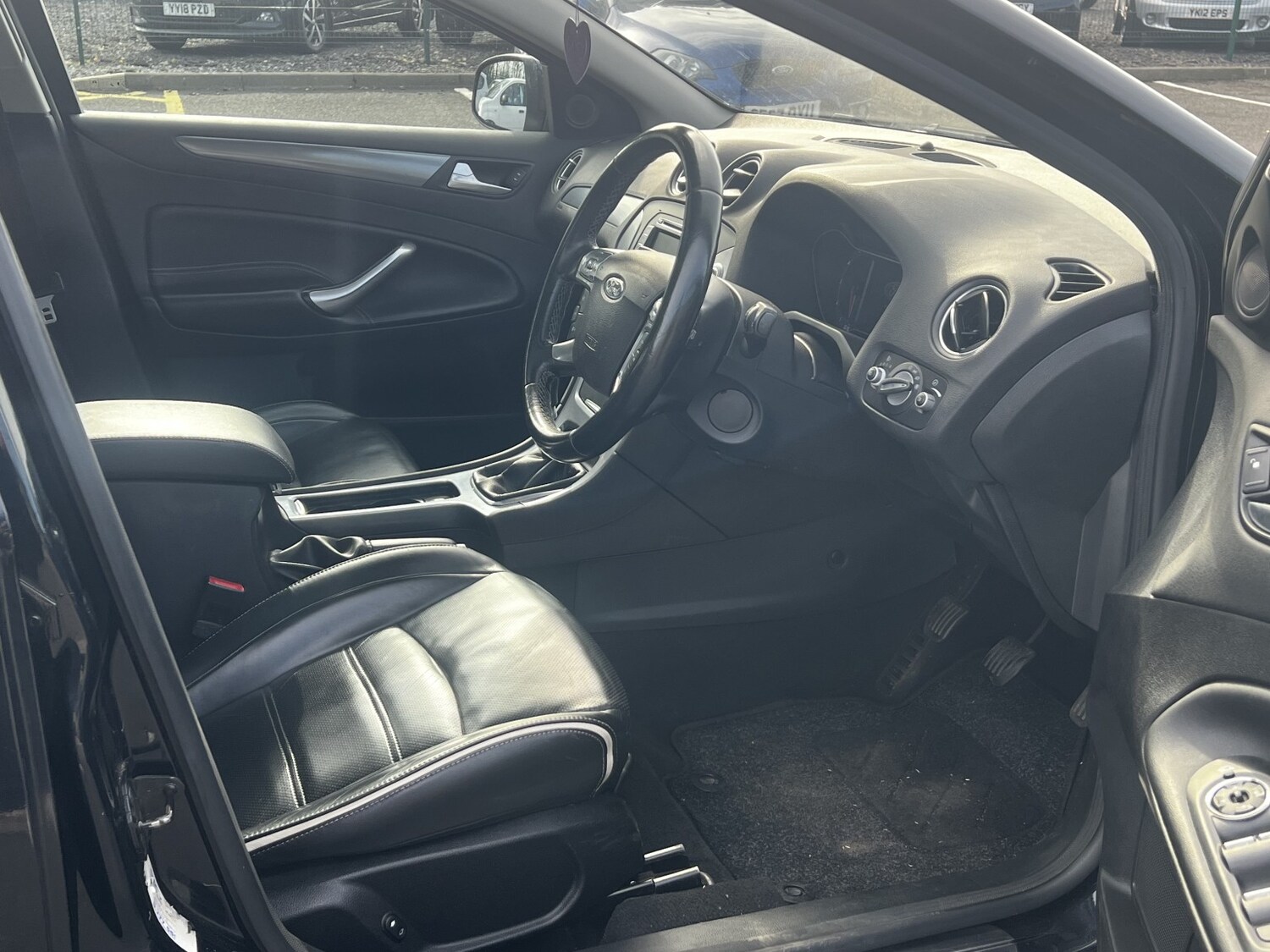 Used Ford Mondeo 2012 for sale - 78112077: Photo 6