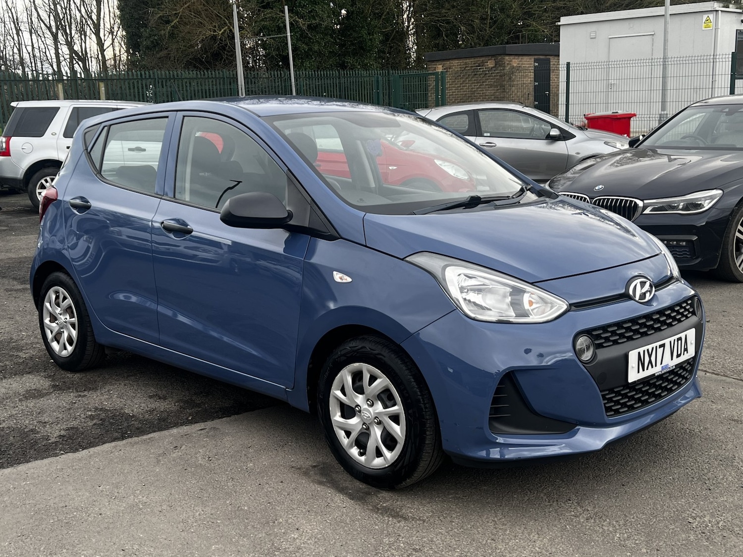 Used Hyundai i10 2017 for sale - 77668478: Photo 2