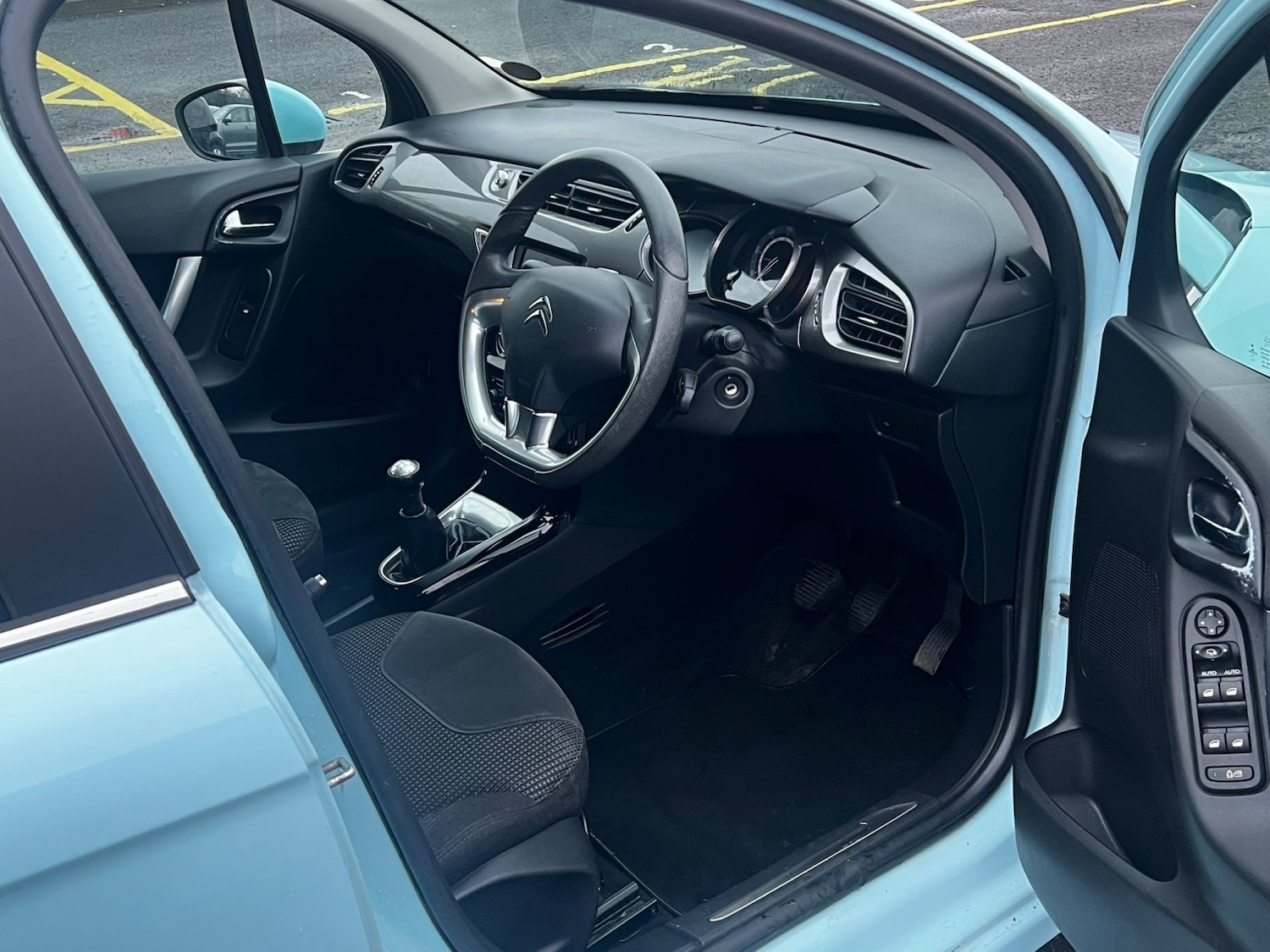 Used Citroen C3 2010 for sale - 77438253: Photo 5