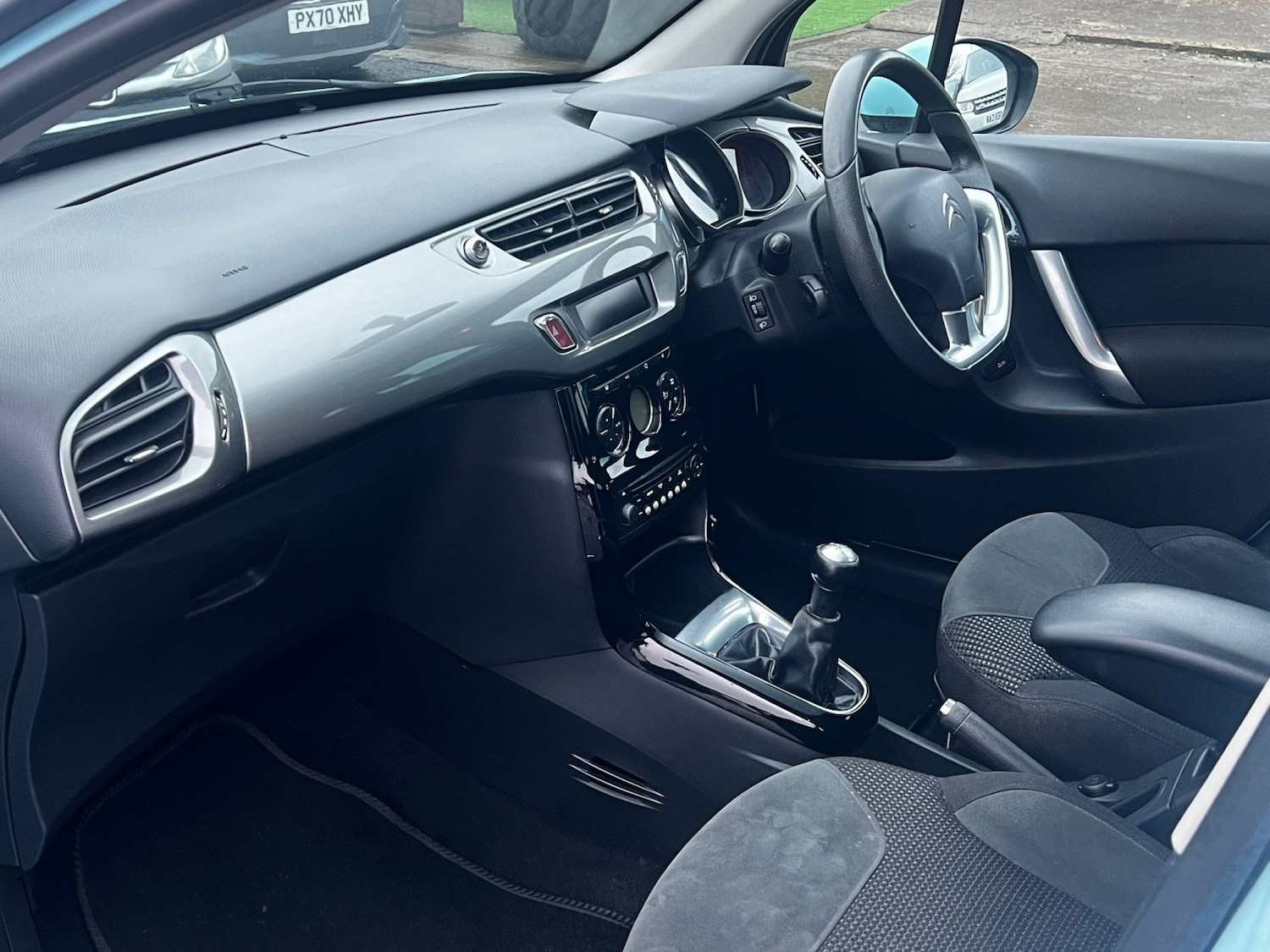 Used Citroen C3 2010 for sale - 77438253: Photo 8