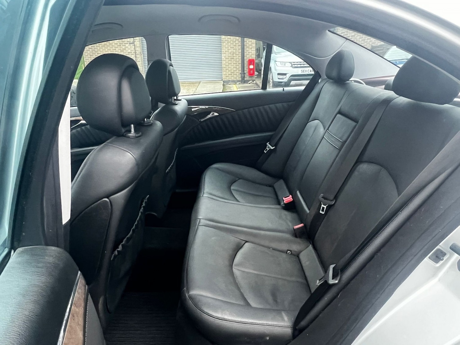 Used Mercedes-Benz E Class 2009 for sale - 77289189: Photo 9