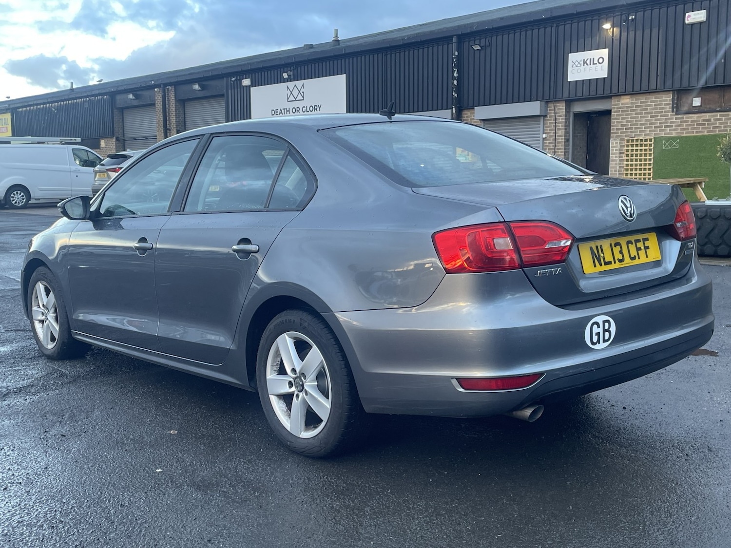 Used Volkswagen Jetta 2013 for sale - 76687123: Photo 4