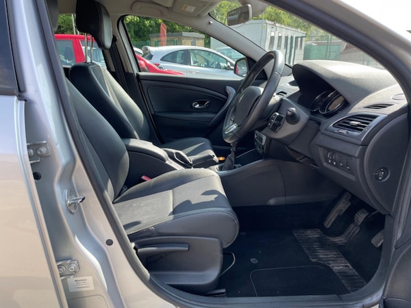 Used Renault Megane 2015 for sale - 74949607: Photo 5