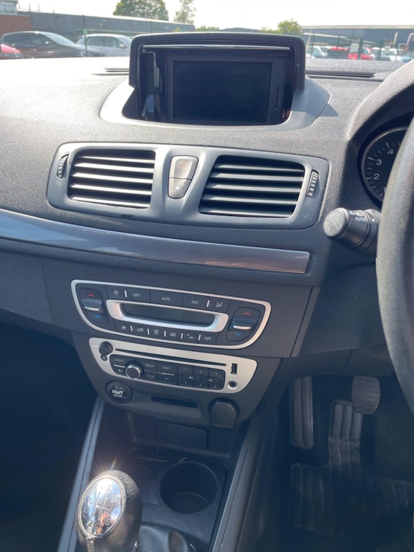 Used Renault Megane 2015 for sale - 74949607: Photo 7