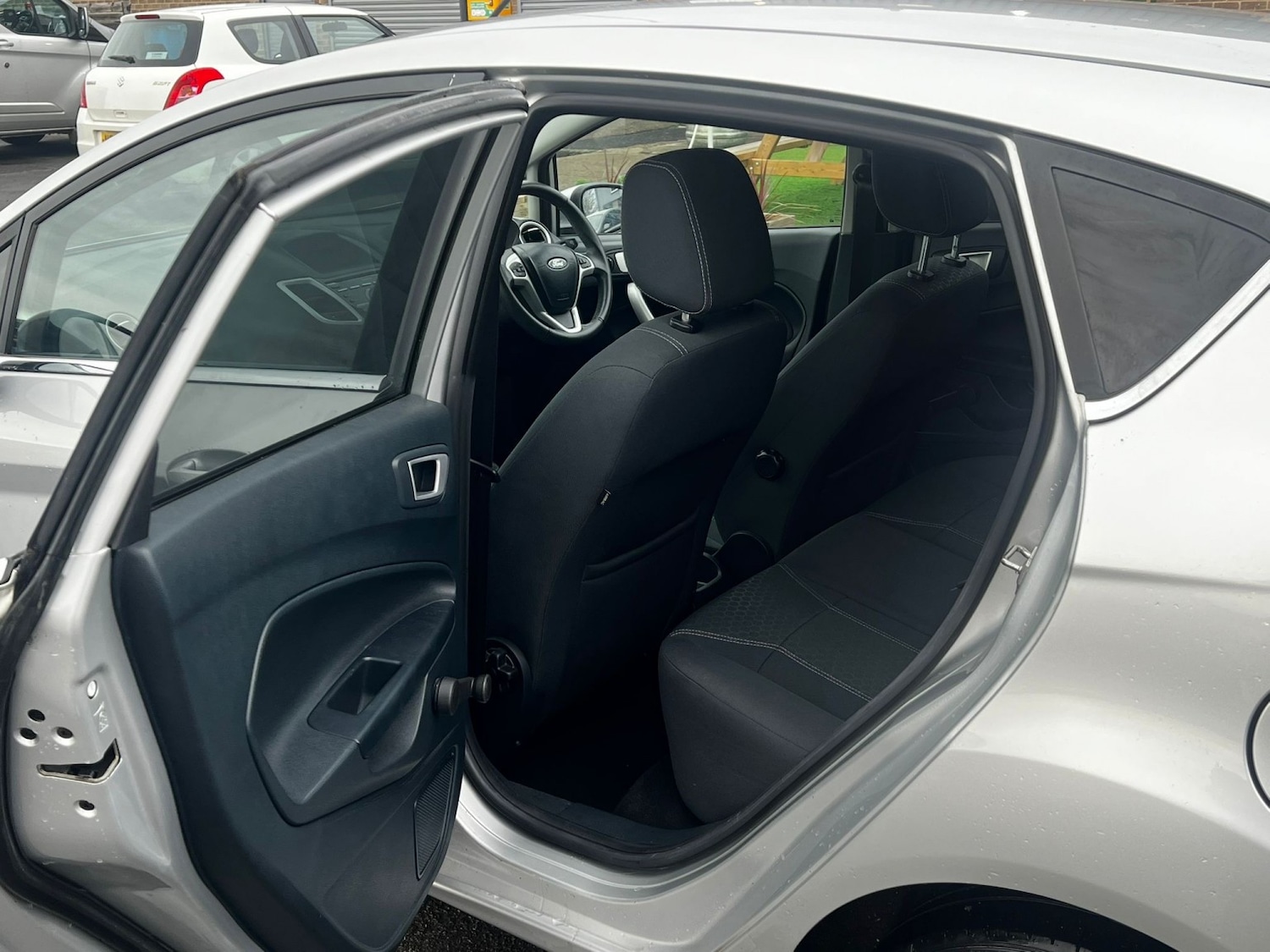 Used Ford Fiesta 2012 for sale - 76935295: Photo 11