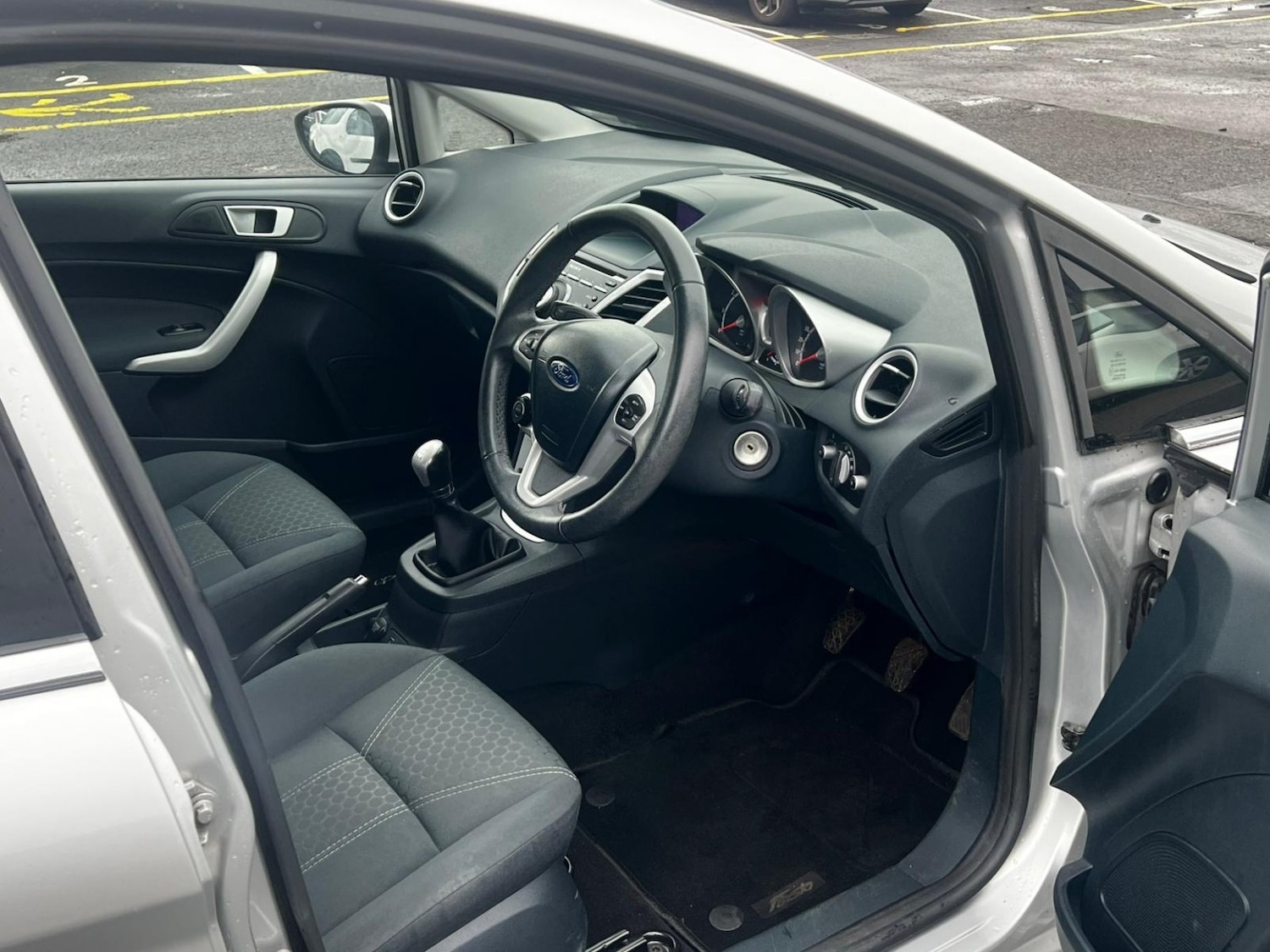 Used Ford Fiesta 2012 for sale - 76935295: Photo 6