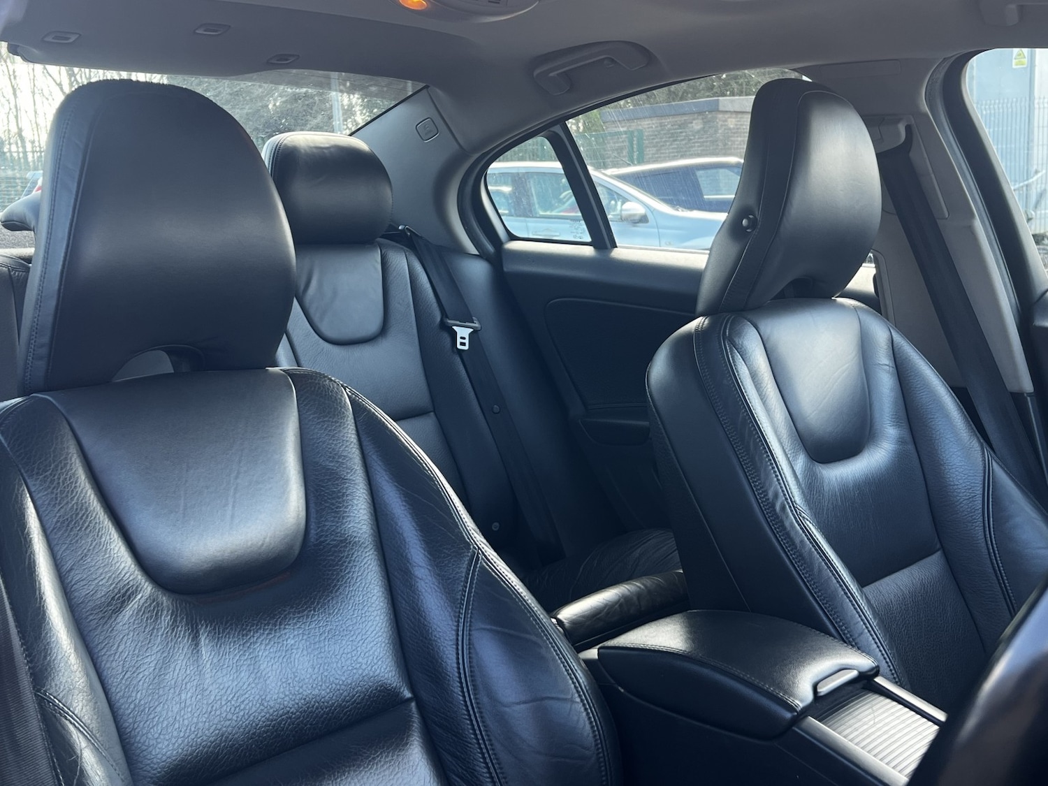 Used Volvo S60 2010 for sale - 78045469: Photo 11