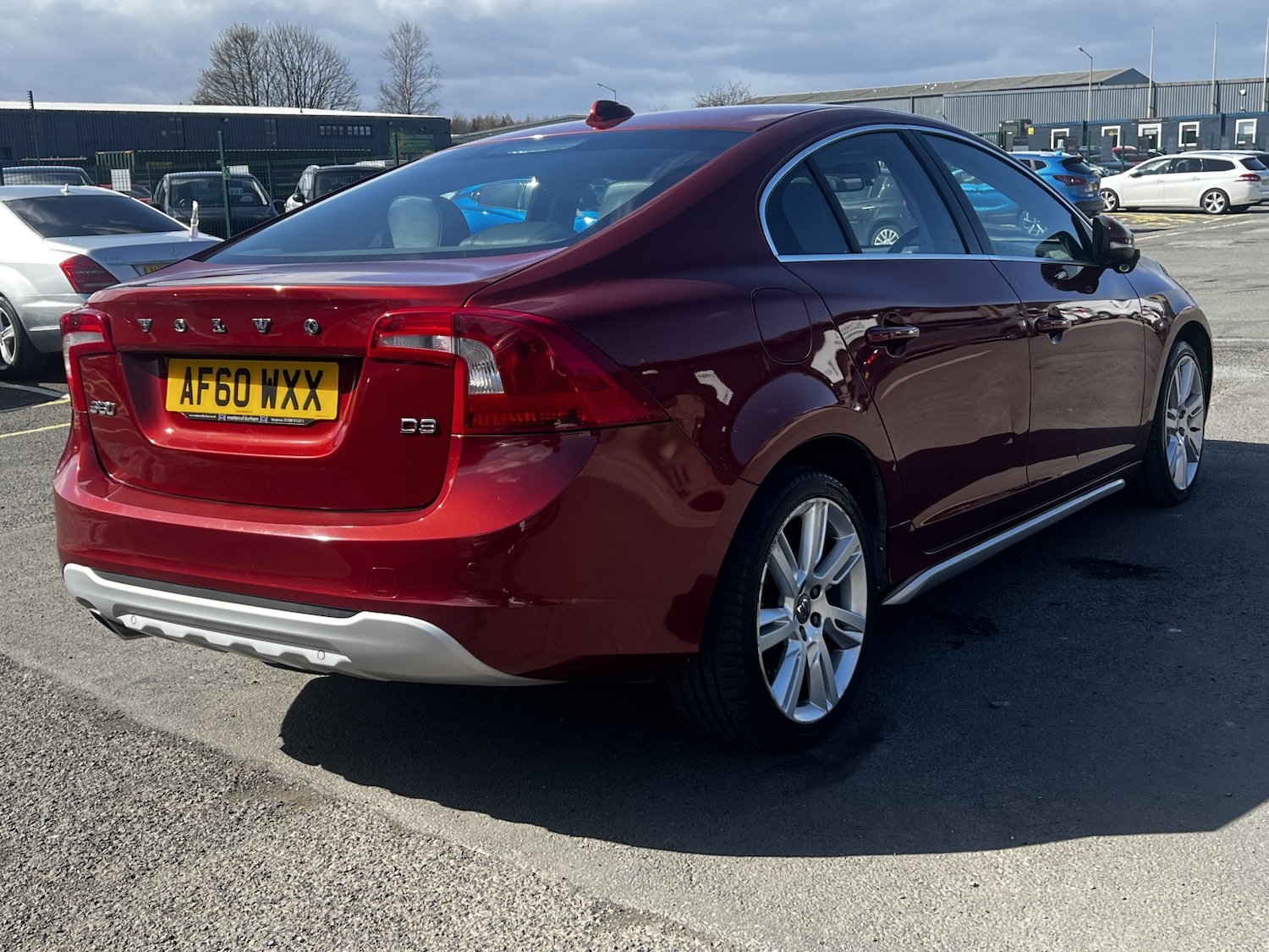 Used Volvo S60 2010 for sale - 78045469: Photo 3