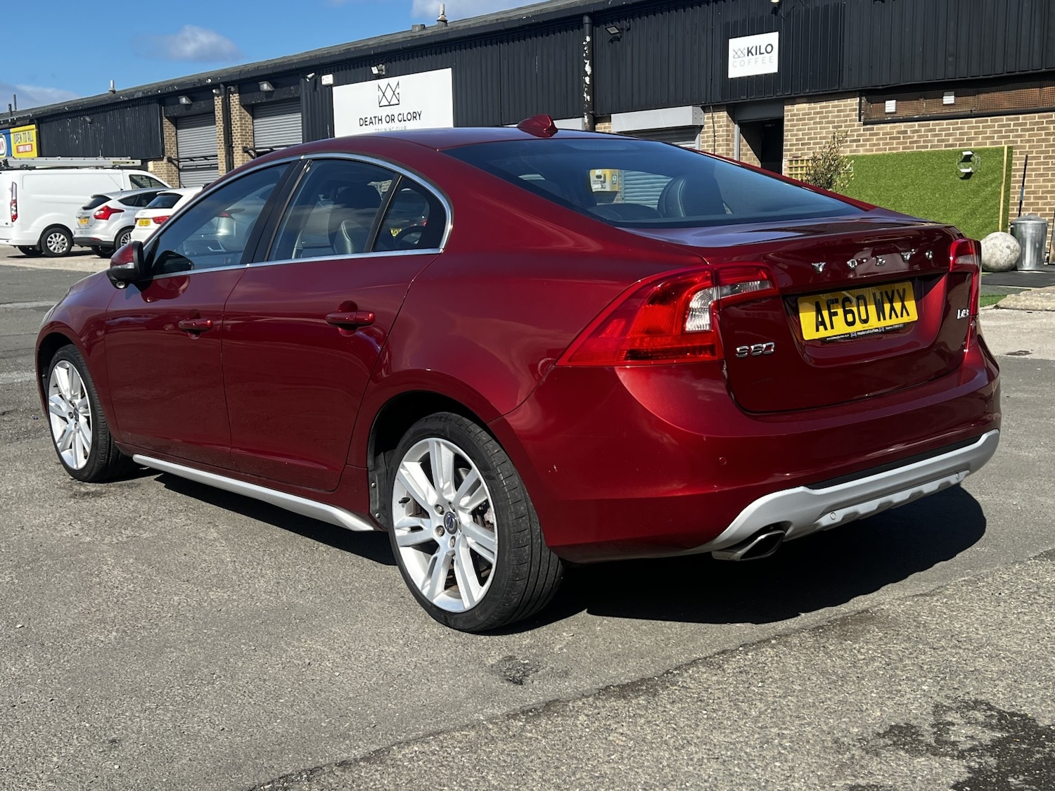 Used Volvo S60 2010 for sale - 78045469: Photo 4