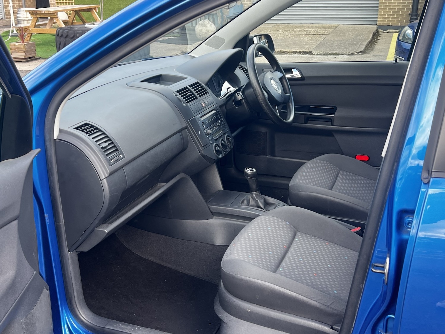 Used Volkswagen Polo 2004 for sale - 77880967: Photo 8