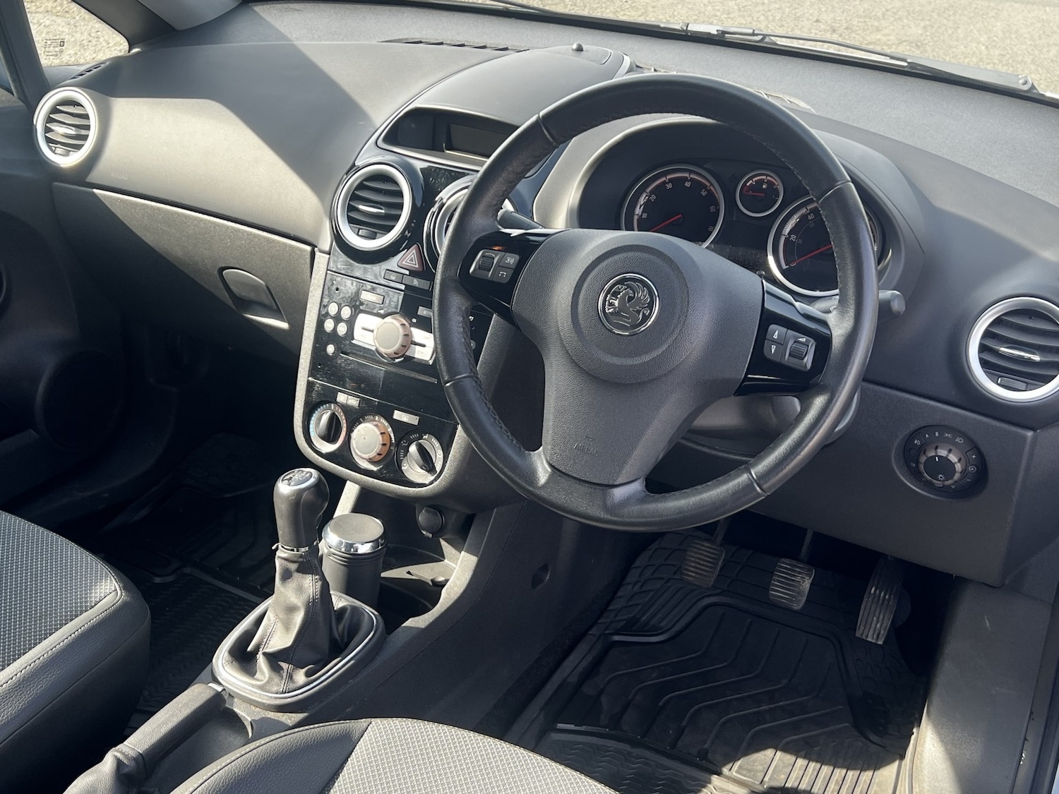 Used Vauxhall Corsa 2007 for sale - 77968787: Photo 6