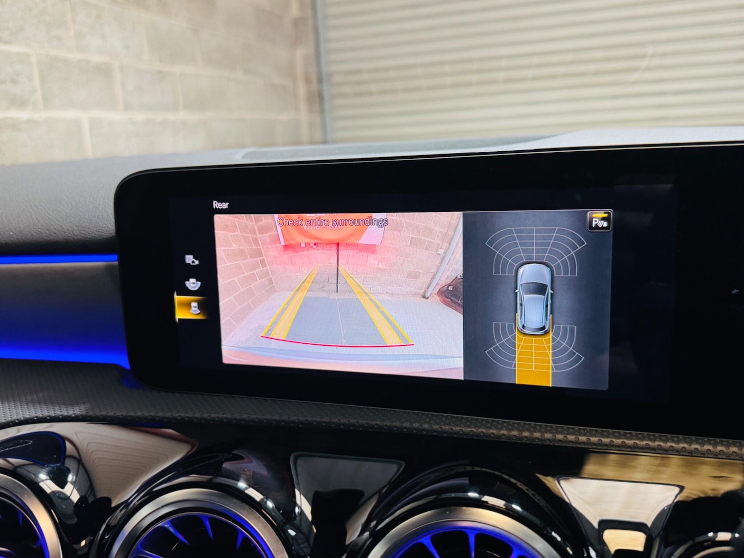 Used Mercedes-Benz A-Class 2021 for sale - 76953513: Photo 17