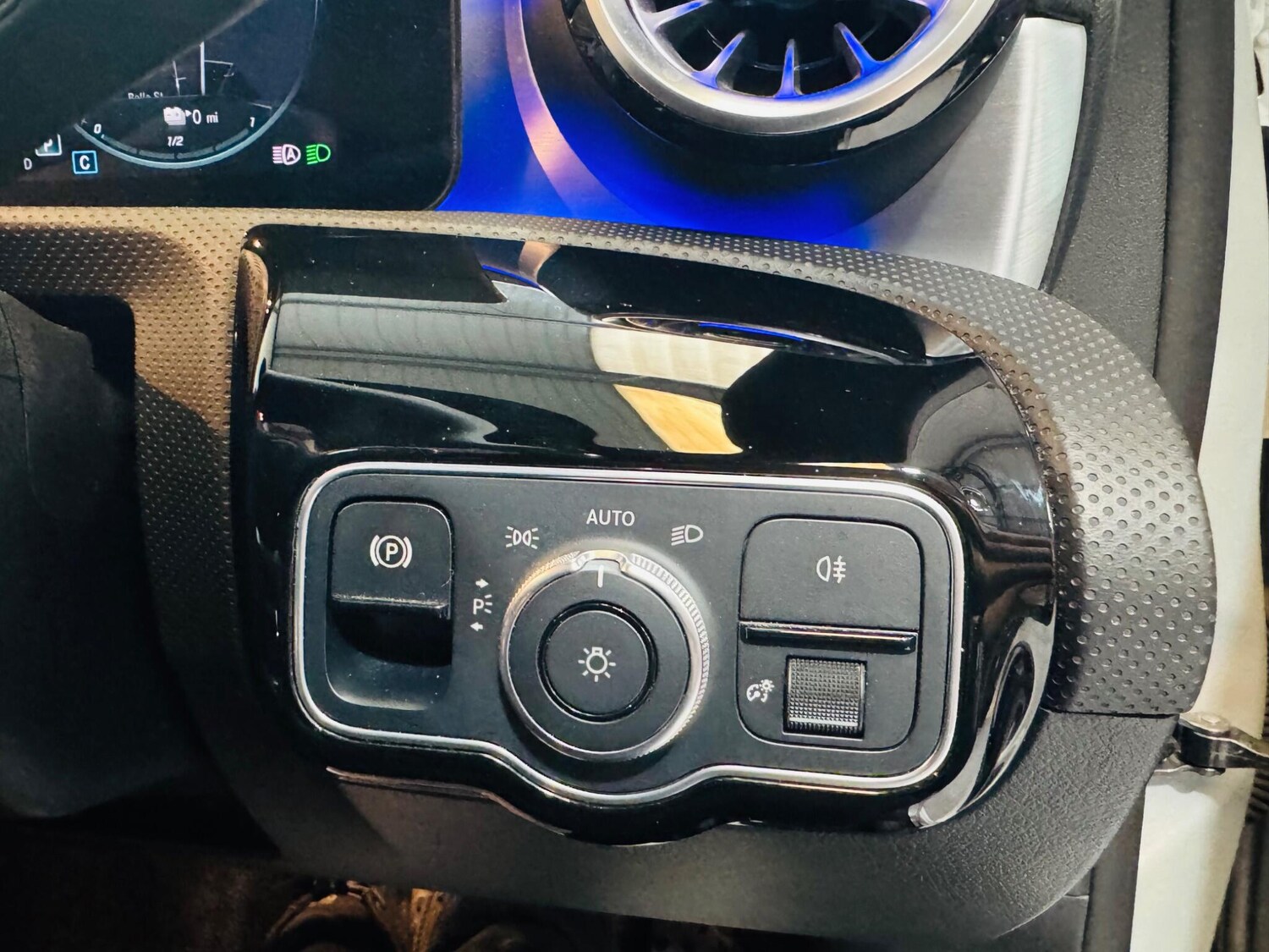 Used Mercedes-Benz A-Class 2021 for sale - 76953513: Photo 25