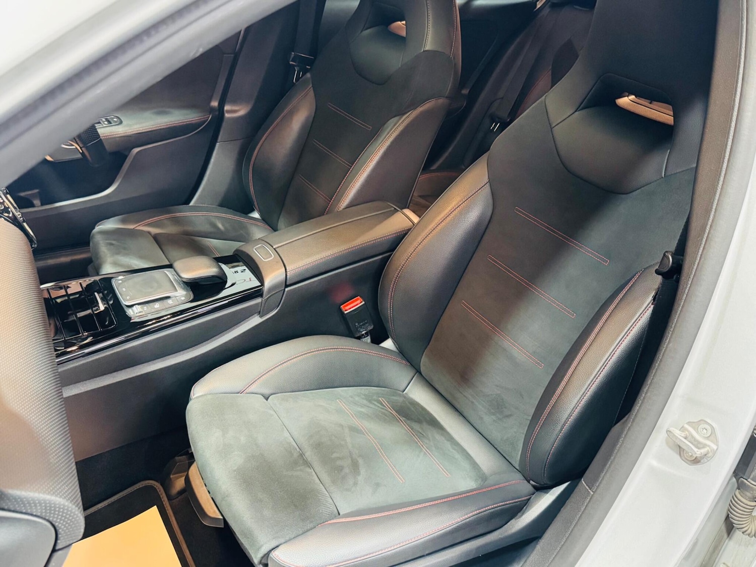 Used Mercedes-Benz A-Class 2021 for sale - 76953513: Photo 33