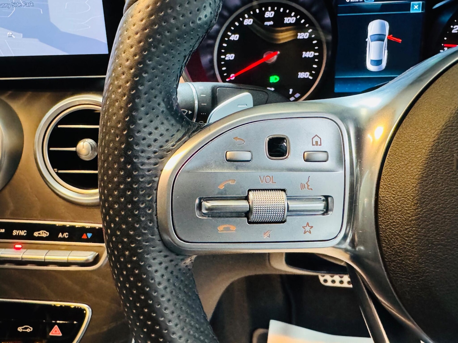 Used Mercedes-Benz C Class 2020 for sale - 76952639: Photo 16