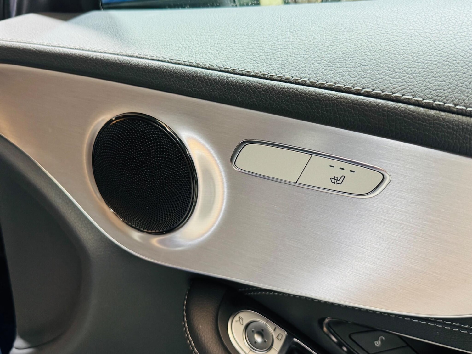 Used Mercedes-Benz C Class 2020 for sale - 76952639: Photo 19