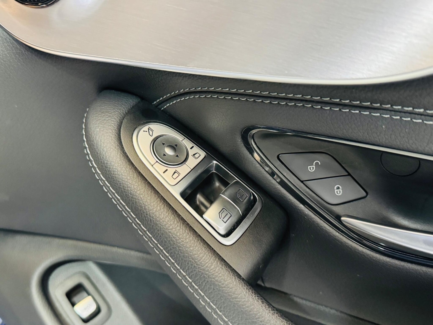 Used Mercedes-Benz C Class 2020 for sale - 76952639: Photo 21