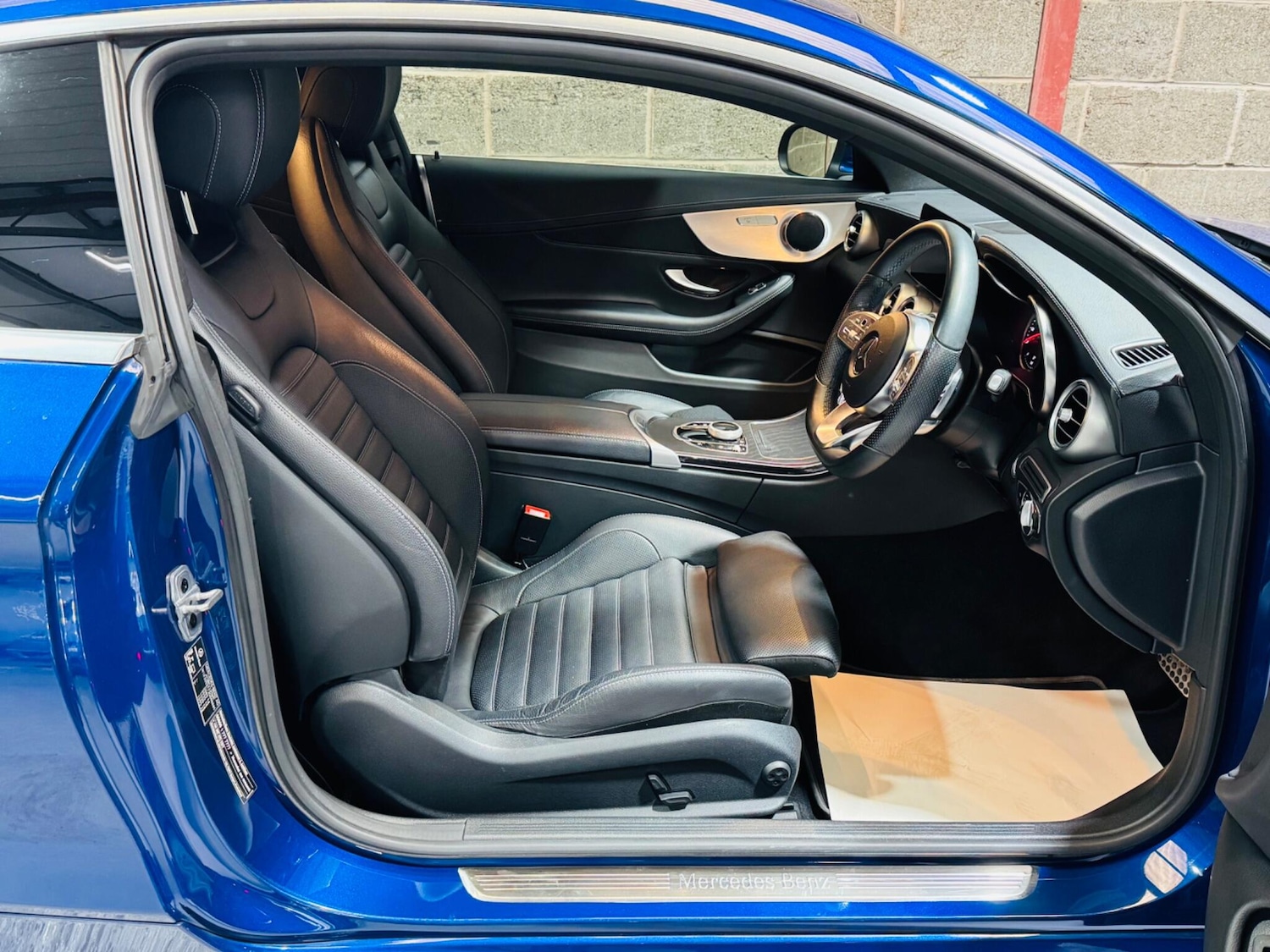 Used Mercedes-Benz C Class 2020 for sale - 76952639: Photo 25