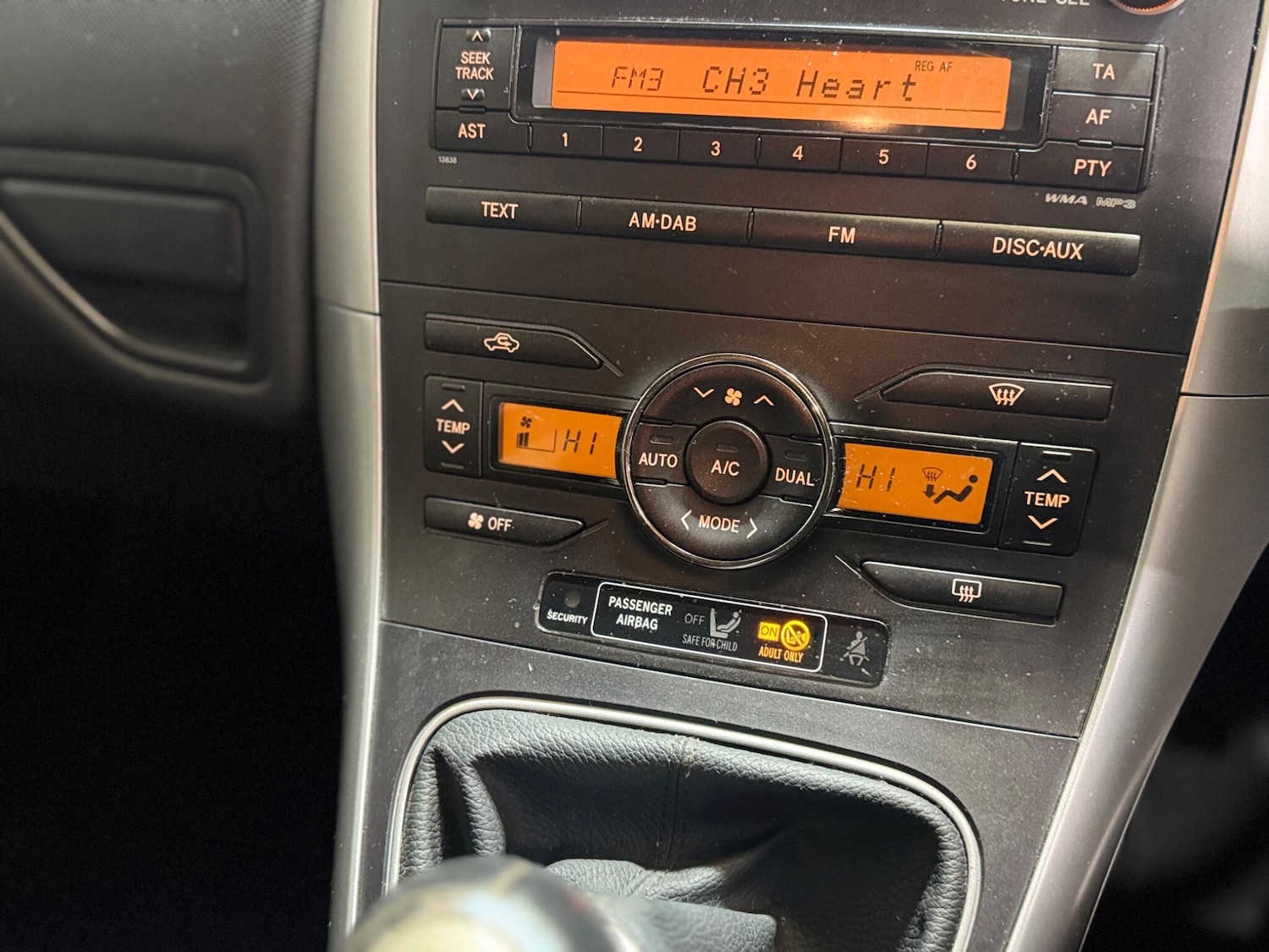 Used Toyota Auris 2010 for sale - 77215563: Photo 15