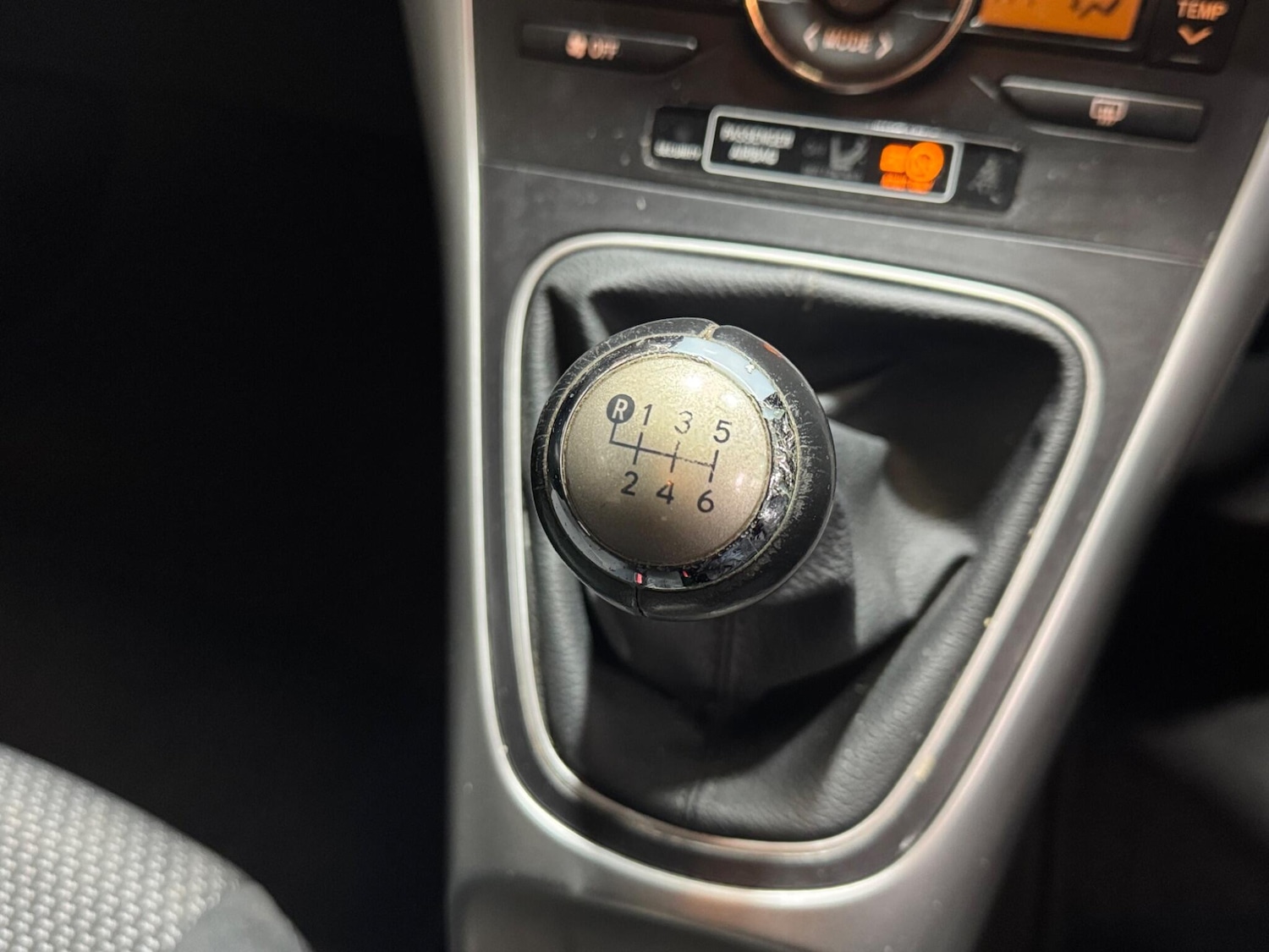 Used Toyota Auris 2010 for sale - 77215563: Photo 16