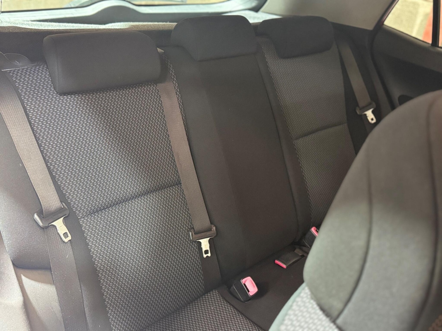 Used Toyota Auris 2010 for sale - 77215563: Photo 25