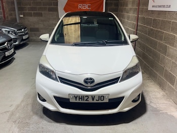 Used Toyota Yaris 2012 for sale - 79441010: Photo