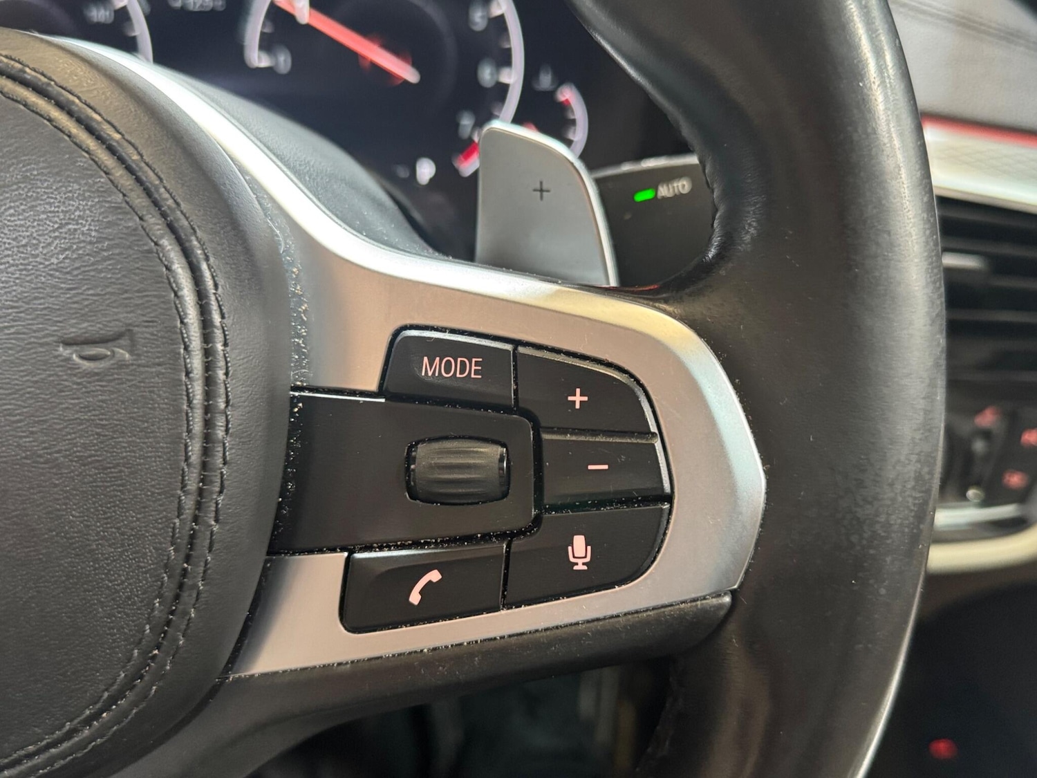 Used BMW 6 Series 2019 for sale - 77977802: Photo 13