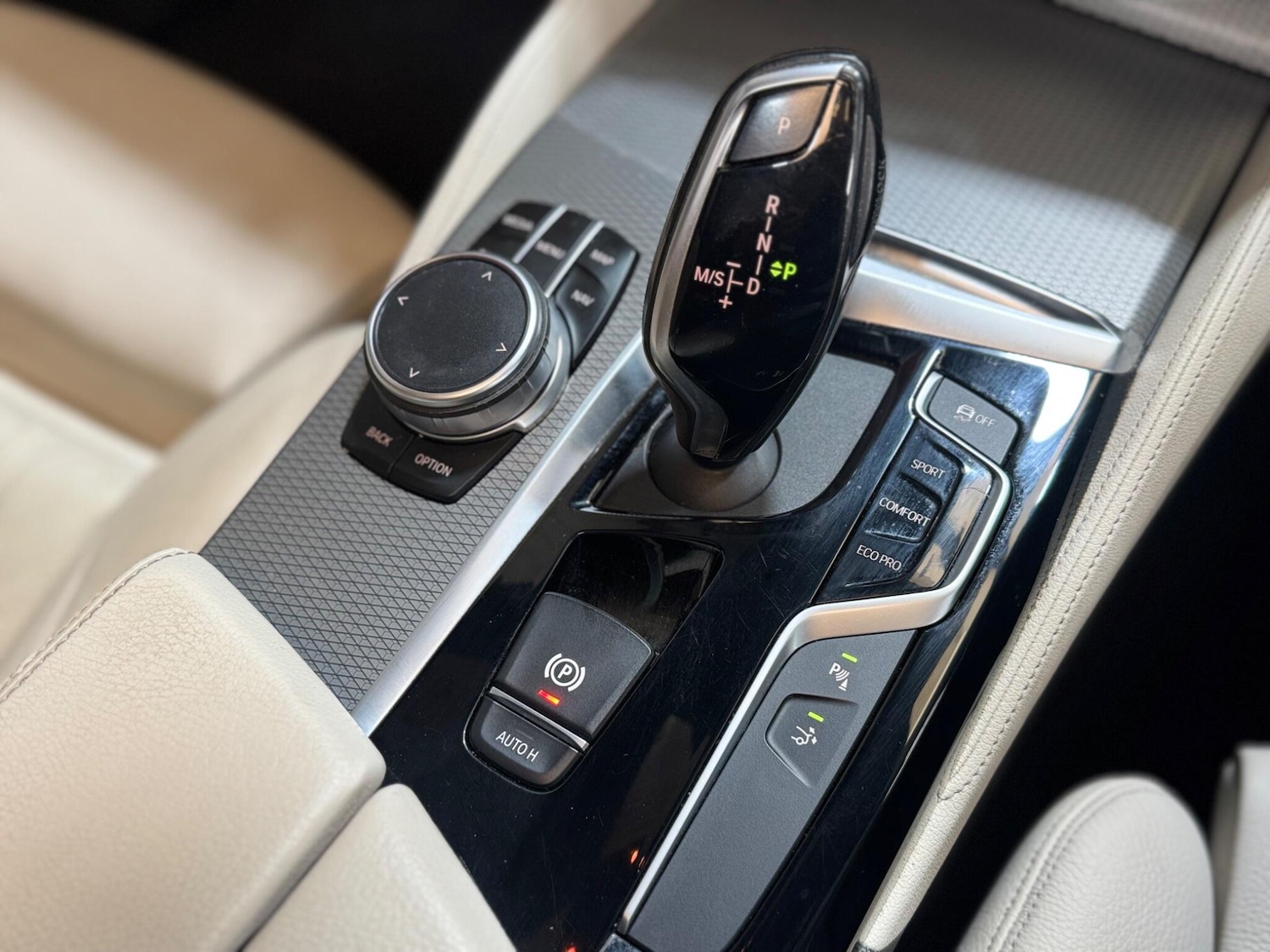 Used BMW 6 Series 2019 for sale - 77977802: Photo 27