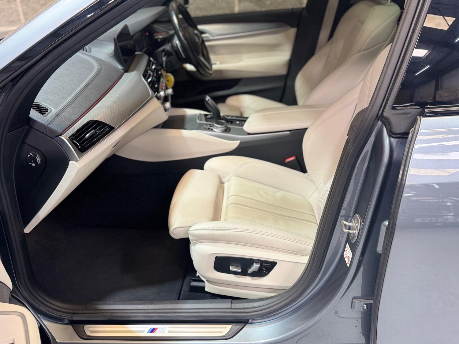 Used BMW 6 Series 2019 for sale - 77977802: Photo 37