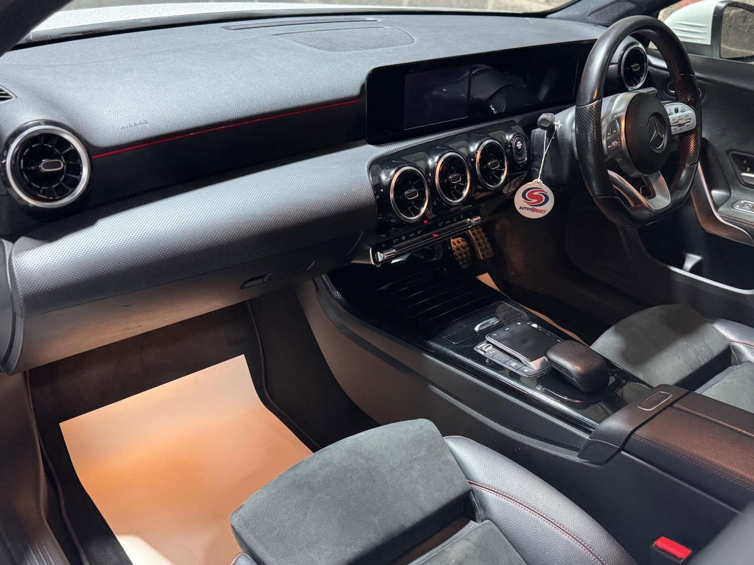 Used Mercedes-Benz A-Class 2020 for sale - 76953483: Photo 25