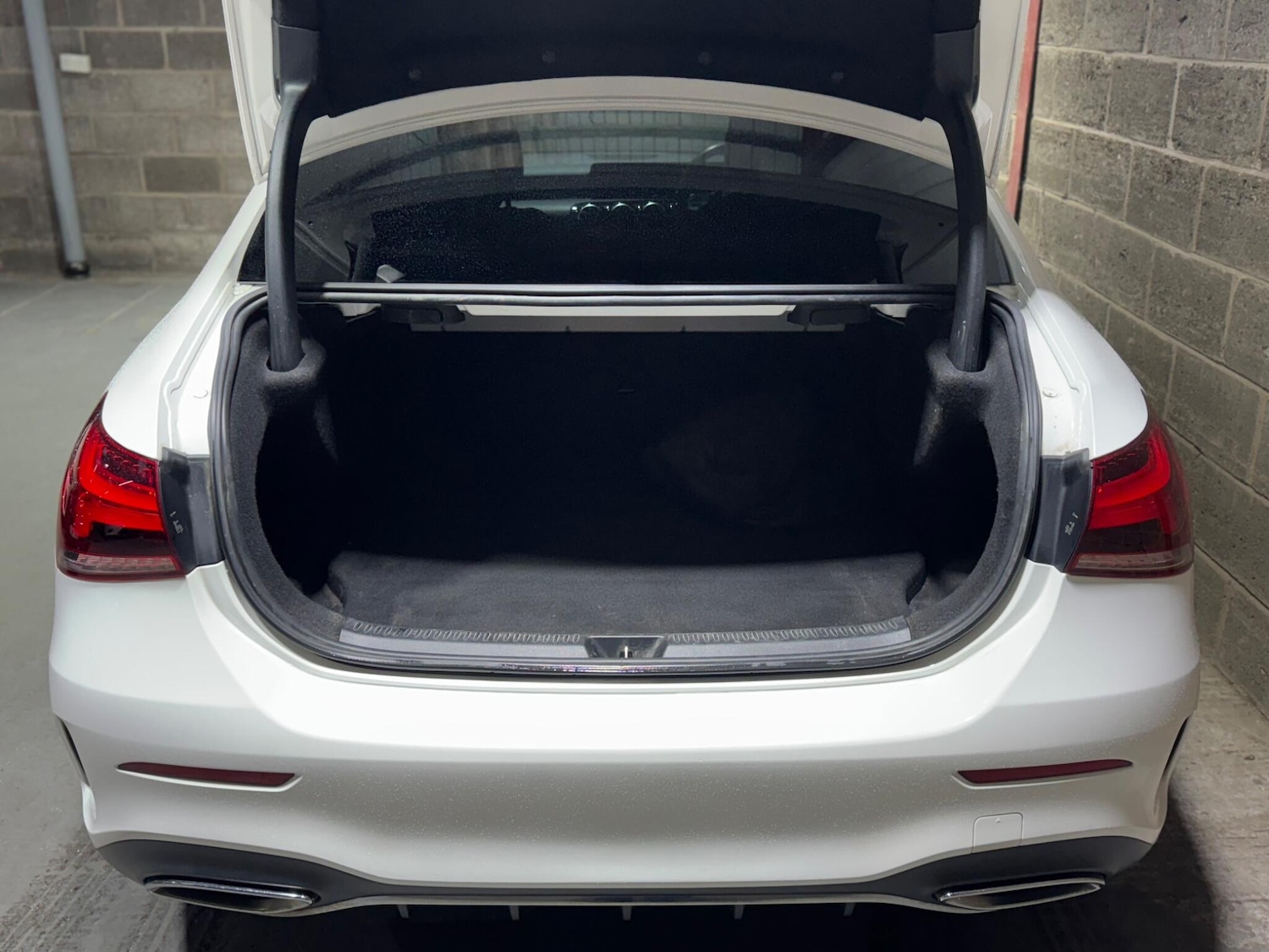 Used Mercedes-Benz A-Class 2020 for sale - 76953483: Photo 42