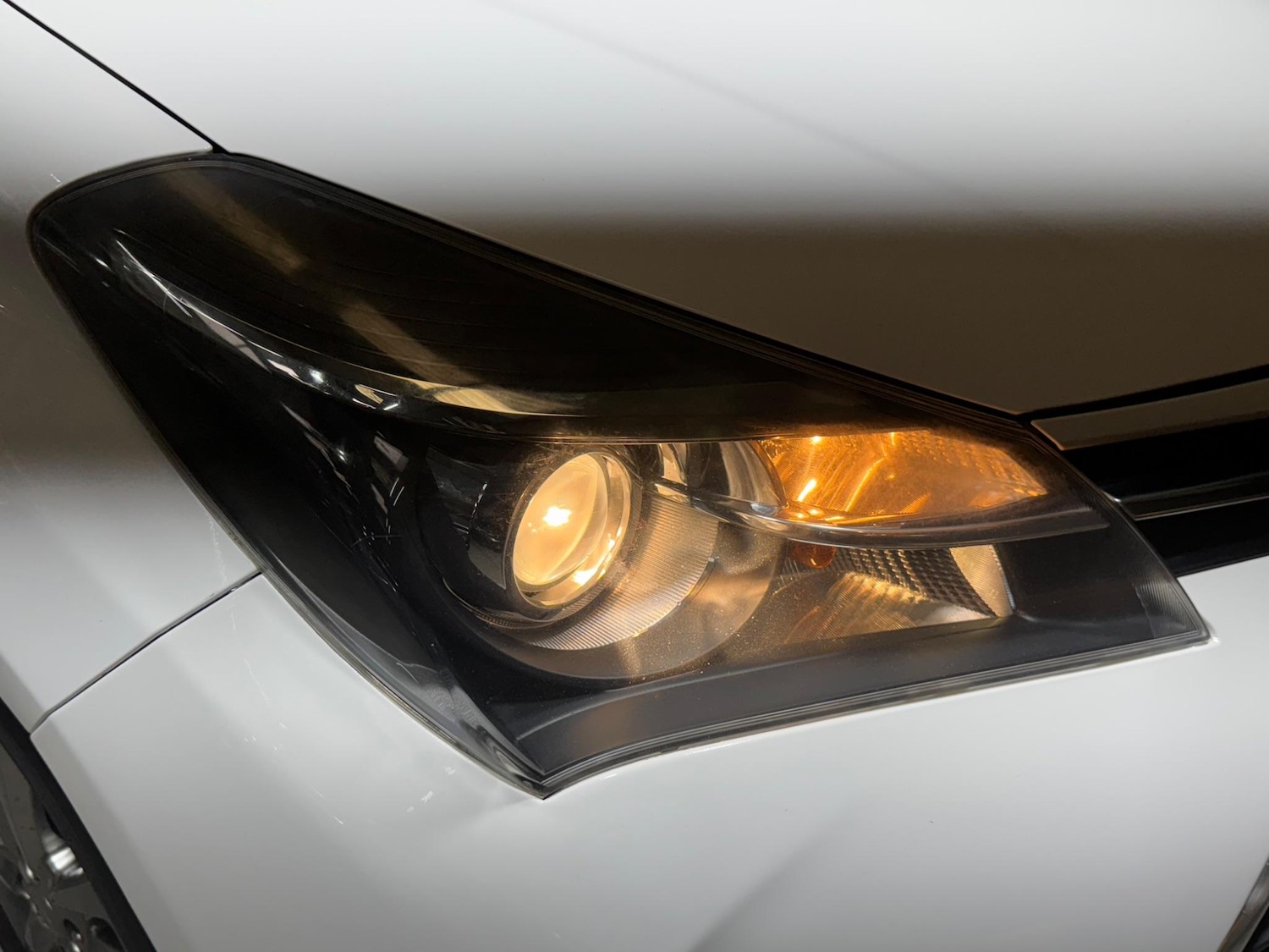 Used Toyota Yaris 2015 for sale - 76952438: Photo 33