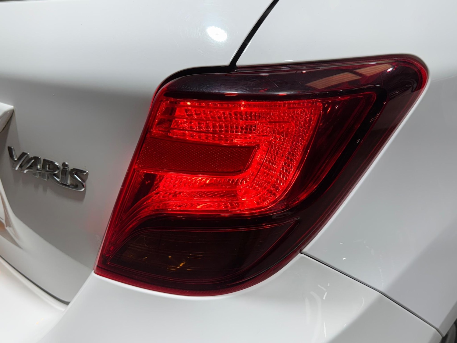 Used Toyota Yaris 2015 for sale - 76952438: Photo 38