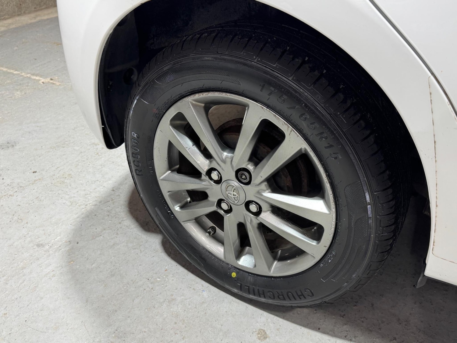 Used Toyota Yaris 2015 for sale - 76952438: Photo 45