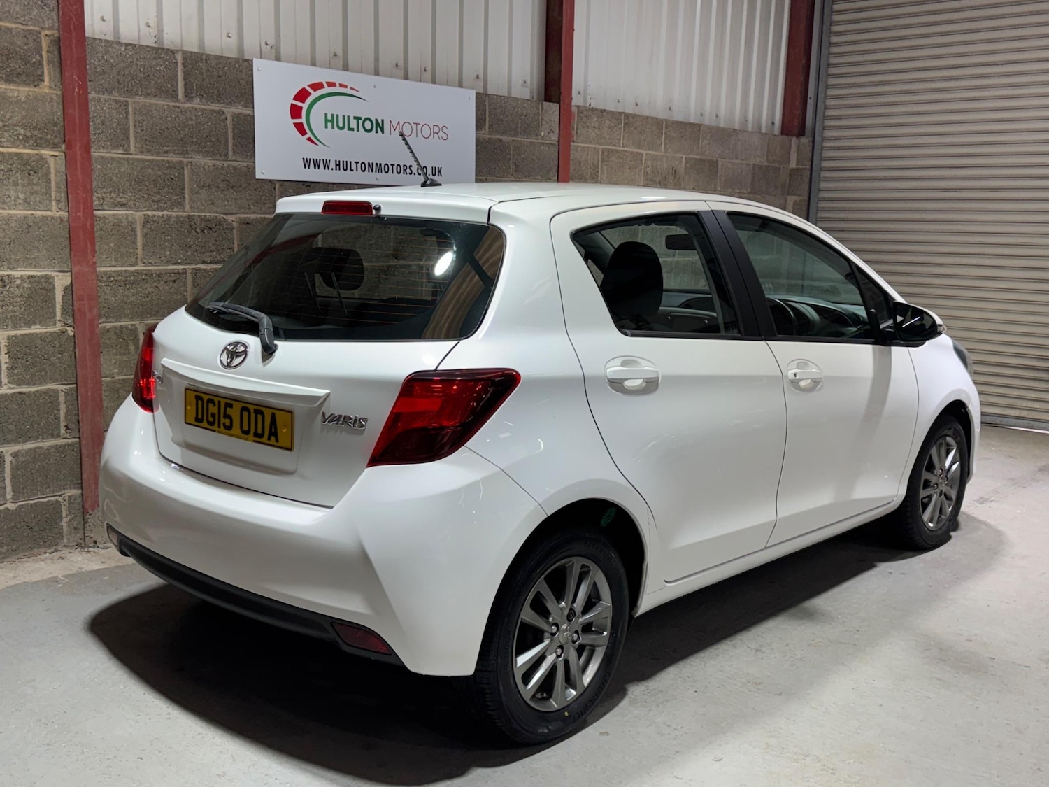 Used Toyota Yaris 2015 for sale - 76952438: Photo 7