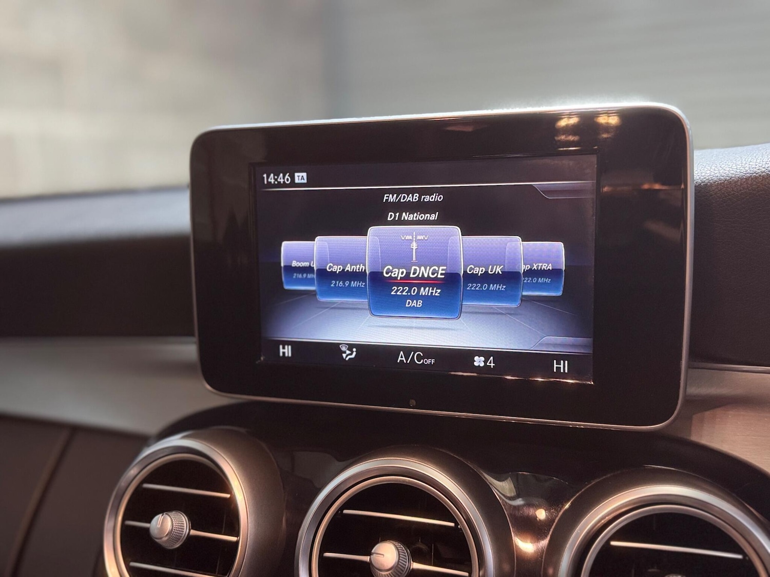 Used Mercedes-Benz C Class 2016 for sale - 77082028: Photo 14