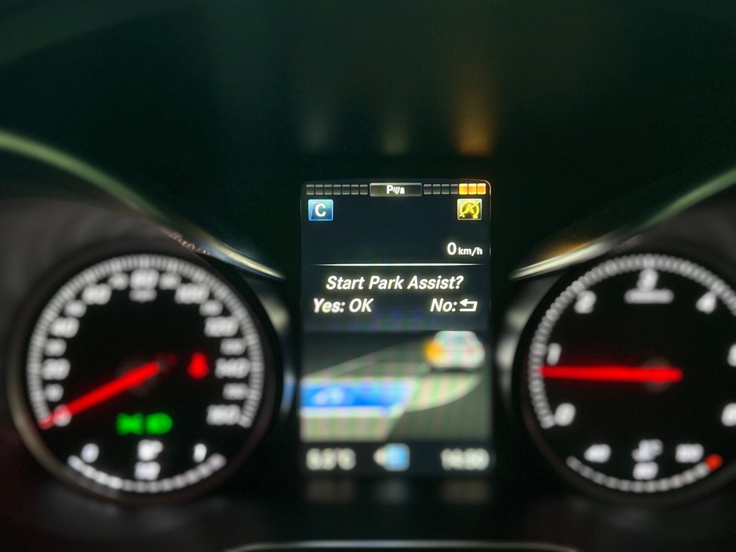 Used Mercedes-Benz C Class 2016 for sale - 77082028: Photo 16