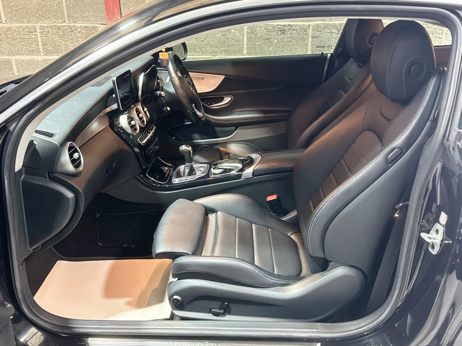 Used Mercedes-Benz C Class 2016 for sale - 77082028: Photo 25