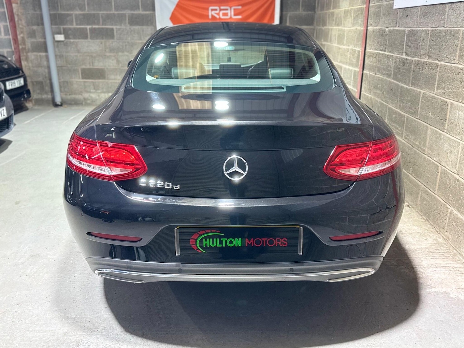 Used Mercedes-Benz C Class 2016 for sale - 77082028: Photo 3