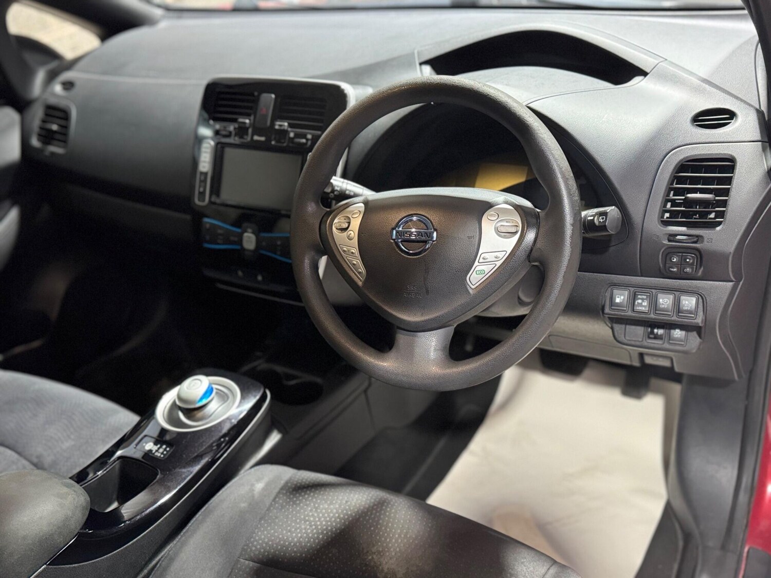 Used Nissan Leaf for sale - 77587332: Photo 22